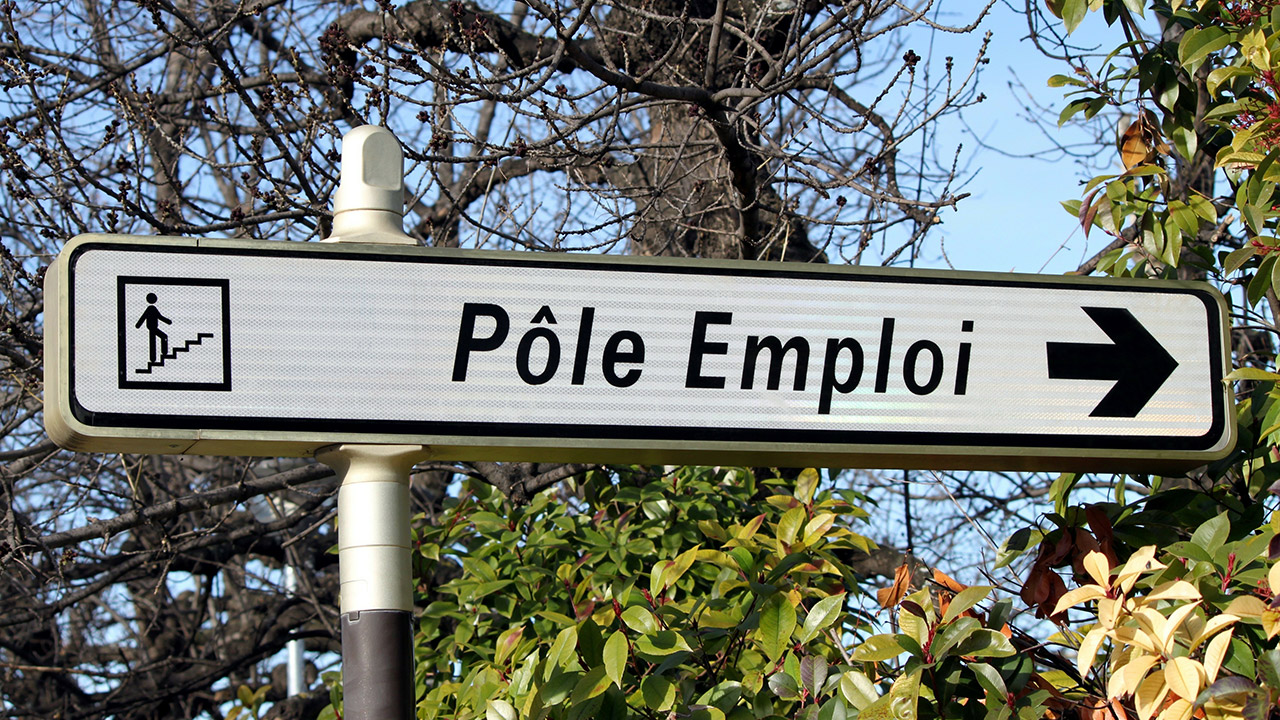 Emplois aidés : trois milliards à réserver au secteur marchand !