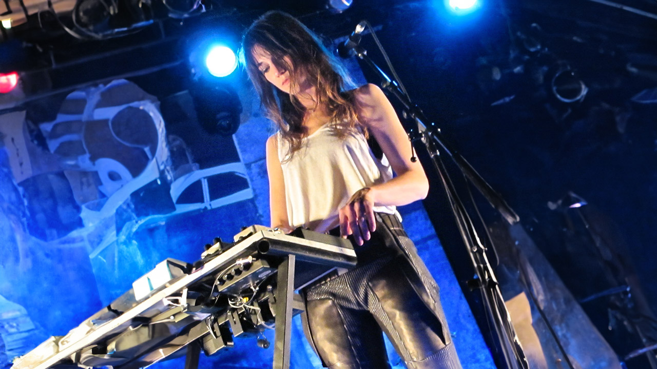 Charlotte Gainsbourg : sea, sex and kids