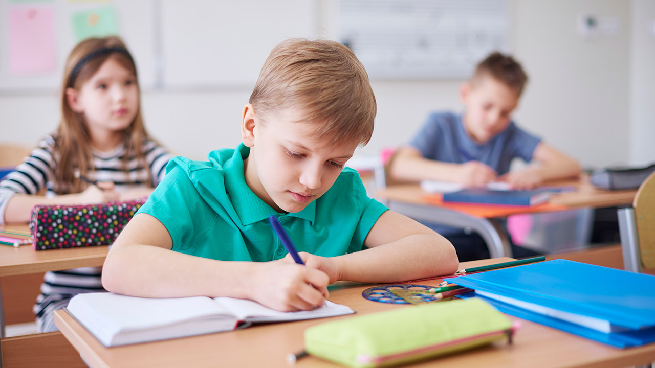 Le gros bobard de France Info sur les méthodes de lecture