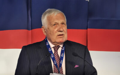 Entretien avec l’ancien président tchèque, Václav Klaus, sur les attentats de Paris