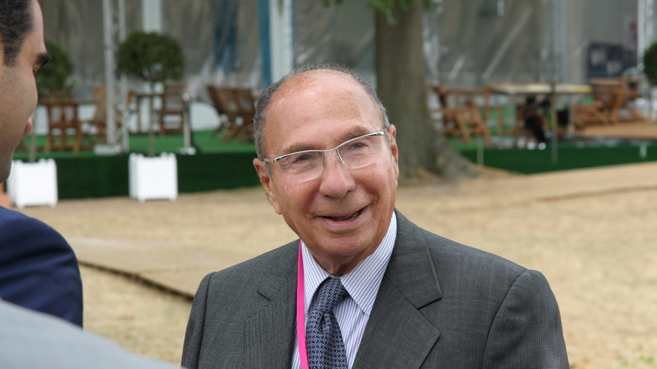 Retour sur les vœux de M. Dassault à ses lecteurs, ou Les bons vœux d’un oligarque