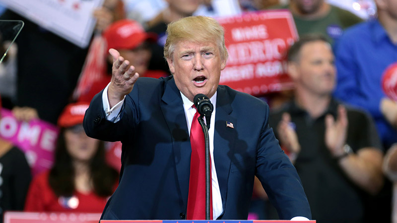 Donald Trump remet ses « Bobards d’Or ». CNN écrase la concurrence