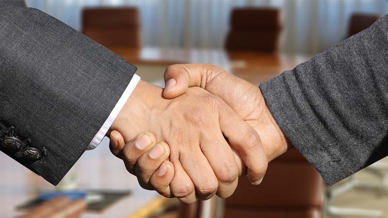 Il faut des accords à droite entre LR, DLF et le RN !