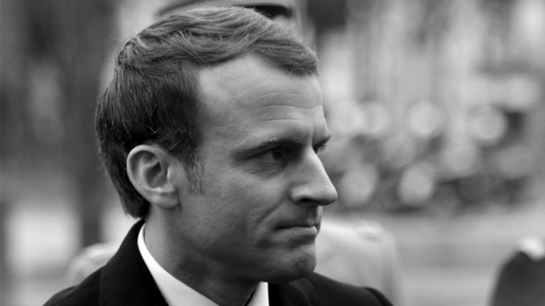 Le silence de la classe politique française après l'humiliation de la Serbie le 11 novembre