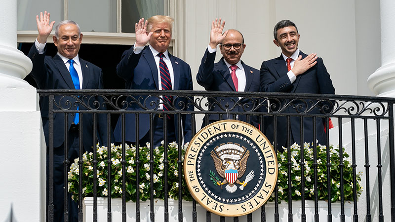 Face à l’Iran, les pays sunnites se rapprochent d’Israël grâce à Donald Trump