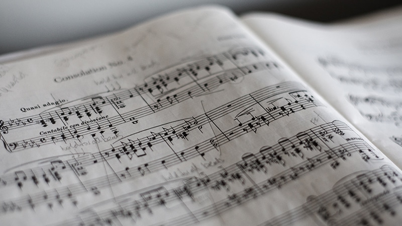 Haro sur la musique : une blanche vaut deux noires !