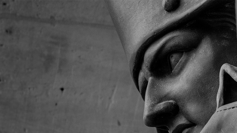 Napoléon fait de l’ombre au Naboléon élyséen