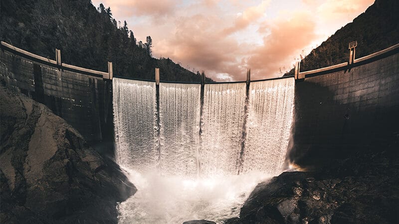 Le bilan du « front républicain » : chaos migratoire et sécuritaire