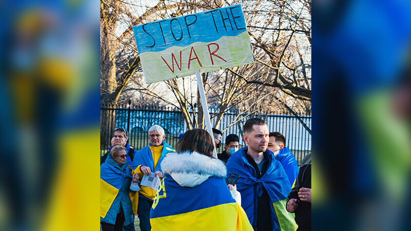 Ukraine : l’Europe doit se désolidariser des Américains, par Bruno Mégret