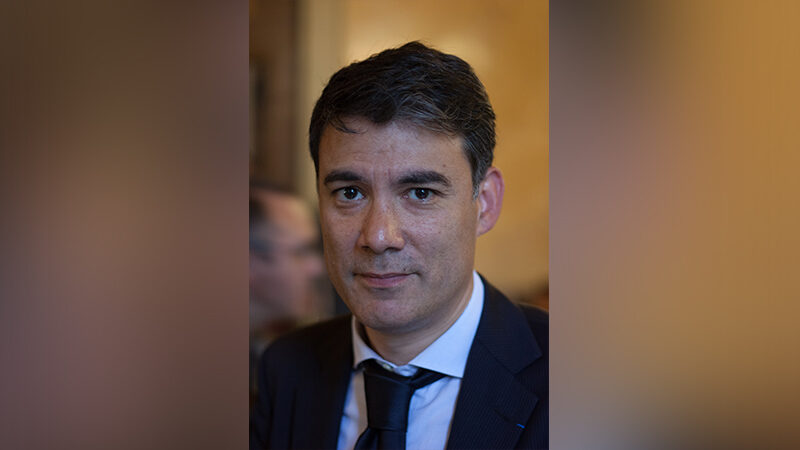 Le projet de destruction scolaire d'Olivier Faure