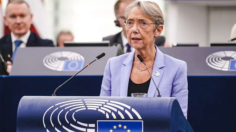 49.3 - Il fallait sauver la soldate Borne