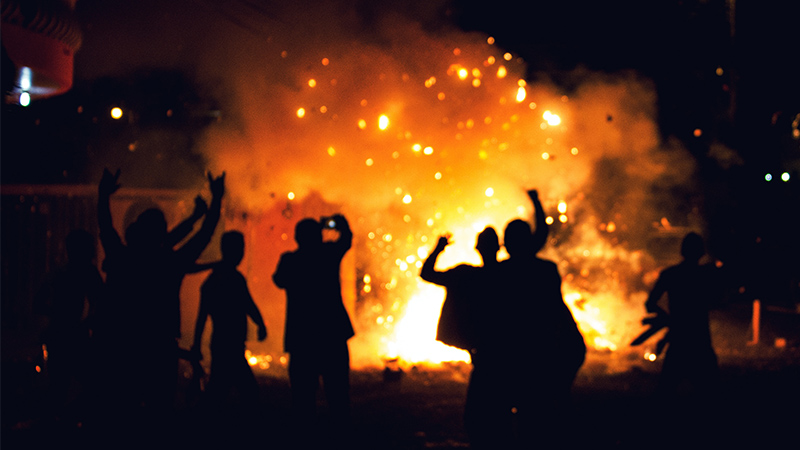 Émeutes : nihilisme festif et inframondisation