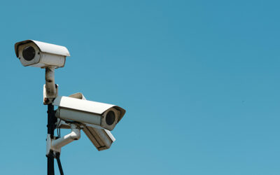 Pourquoi l’oligarchie s’attaque à la liberté d’expression