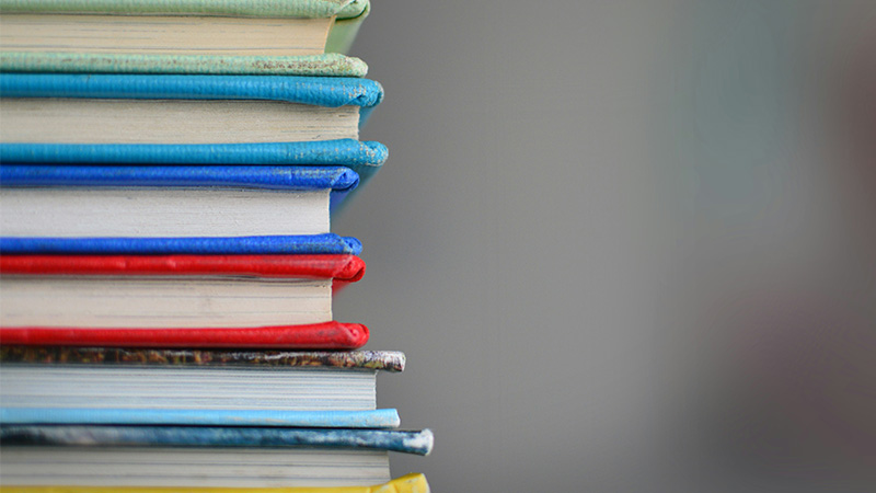 L’enseignement privé catholique dans le collimateur de LFI et Macron