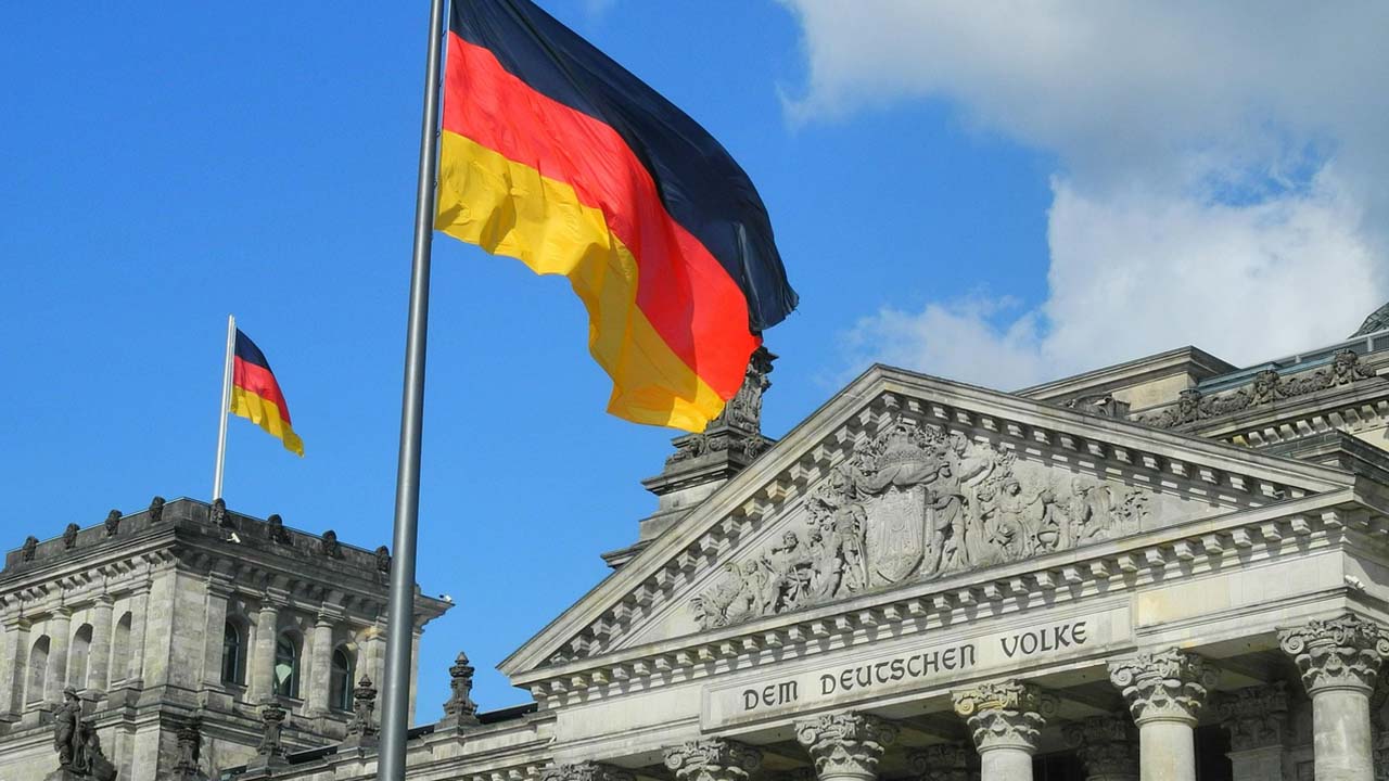 Allemagne : victoire relative de la CDU, le Bundestag fragmenté
